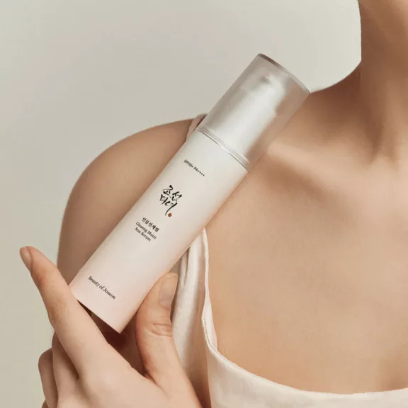 BEAUTY OF JOSEON Ginseng Moist hidratáló fényvédő szérum vörös ginzeng kivonattal SPF50+ PA++++