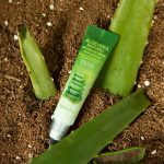 FARMSTAY Aloevera Soothing Rolling bőrnyugtató szemkörnyékápoló szérum aloe vera kivonattal