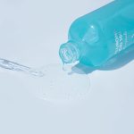 FARMSTAY Hyaluronic Acid 100 hidratáló és feszesítő szérum hialuronsavval