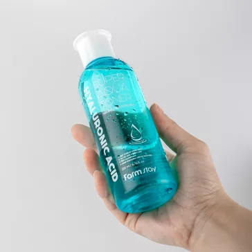   FARMSTAY Hyaluronic Acid Super Aqua hidratáló és bőrsimító tonik hialuronsavval