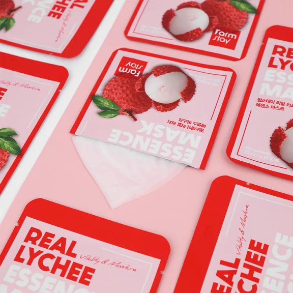FARMSTAY Real Lychee bőrfiatalító és hidratáló esszenciális maszk licsi kivonattal FARMSTAY Real Lychee bőrfiatalító és hidratáló esszenciális maszk licsi kivonattal