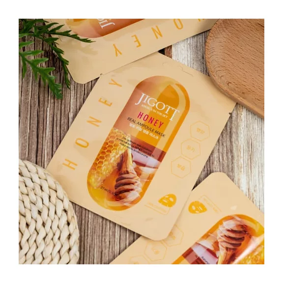 JIGOTT Real Ampoule tápláló maszk méz kivonattal (10 darab) JIGOTT Real Ampoule tápláló maszk méz kivonattal (10 darab)