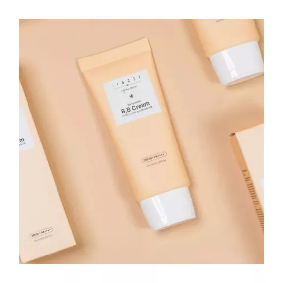 JIGOTT Signature feszesítő BB krém növényi kivonatokkal SPF50+ PA++++