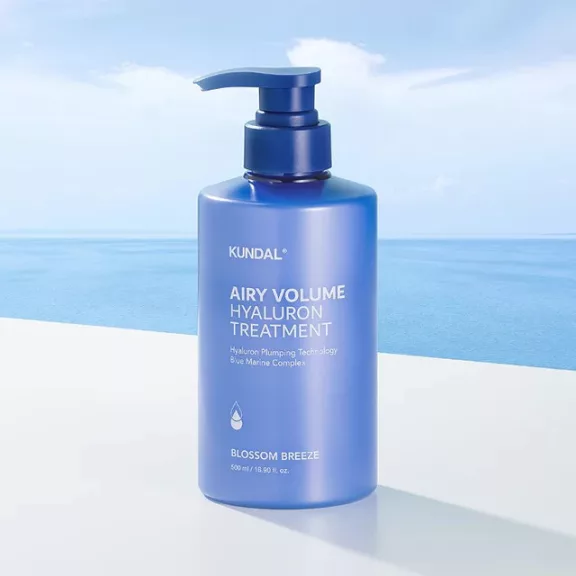 KUNDAL Airy Volume Blosson Breeze hidratáló és volumennövelő balzsam hialuronsavval 500 ml KUNDAL Airy Volume Blosson Breeze hidratáló és volumennövelő balzsam hialuronsavval 500 ml