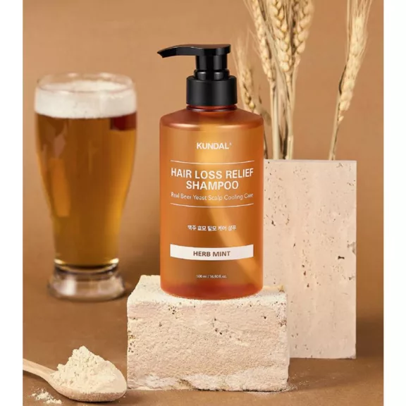 KUNDAL Hair Loss Relief Herb Mint hajhullás elleni sampon sörélesztő kivonattal 500 ml
