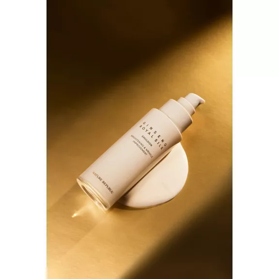 NATURE REPUBLIC Ginseng Royal Silk öregedésgátló emulzió vörös ginzeng kivonattal