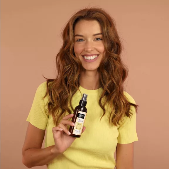 NUGGELA & SULÉ nap- és hővédő spray minden hajtípusra 100 ml