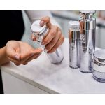 OTTIE Platinum Aura Vital Balancing öregedésgátló emulzió platinával és kaviár kivonattal