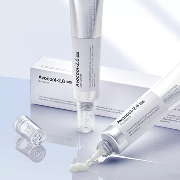 PERCENT SCIENCE Avocool-2.6 hidratáló és nyugtató fényvédő szérum szabadalmaztatott összetevővel SPF 50+ PA++++ PERCENT SCIENCE Avocool-2.6 hidratáló és nyugtató fényvédő szérum szabadalmaztatott összetevővel SPF 50+ PA++++