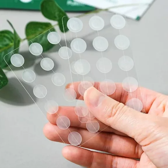 PURITO Wonder Releaf bőrnyugtató tapasz Centella Asiatica kivonattal pattanásos bőrre (51 darab tapasz) PURITO Wonder Releaf bőrnyugtató tapasz Centella Asiatica kivonattal pattanásos bőrre (51 darab tapasz)