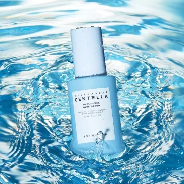   SKIN1004 Madagascar Centella Hyalu-Cica Blue öregedésgátló és hidratáló szérum 38% Centella Asiatica kivonattal és hyaluronsavval 50 ml