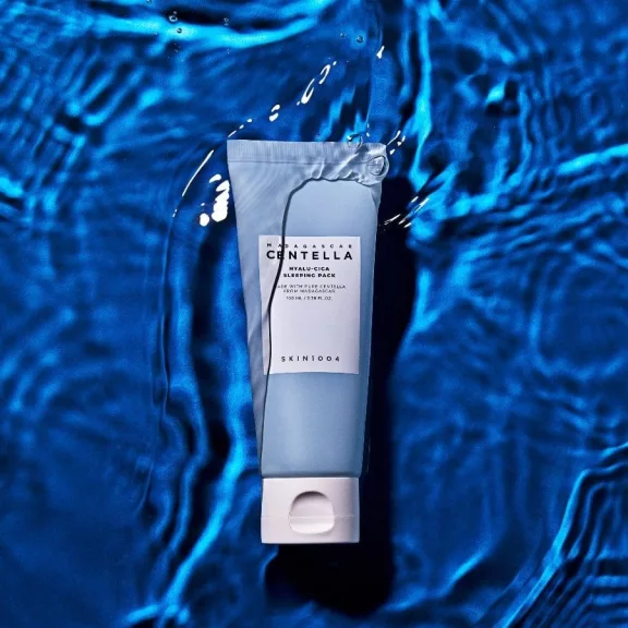 SKIN1004 Madagascar Centella Hyalu-Cica öregedésgátló és hidratáló éjszaki krém (alvómaszk) 39% Centella Asiatica kivonattal és hyaluronsavval 100 ml