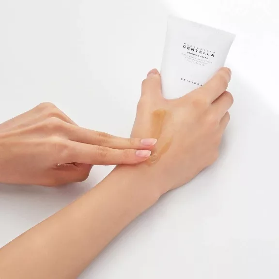SKIN1004 Madagascar Centella bőrerősítő és nyugtató krém Centella Asiatica kivonattal 75 ml