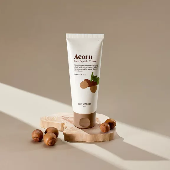 SKINFOOD Acorn Pore Peptide feszesítő és pórusszabályzó krém makk kivonattal