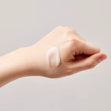  SKINFOOD Acorn Pore Peptide feszesítő és pórusszabályzó krém makk kivonattal
