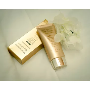   TIARA GOLD Multi Premium öregedésgátló BB krém bőrregeneráló hatóanyagokkal - Light