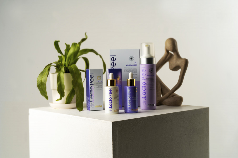 HUBISLAB Dr. Lacto Peel Beta hámlasztó szérum 30% AHA, BHA és PHA savval zsíros és sérült bőrre - Csak kozmetikusoknak!