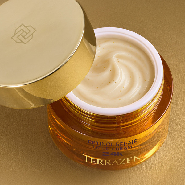TERRAZEN Retinol Repair ránctalanító krém retinollal, peptidekkel és 24 karátos arannyal – részletes termékbemutató